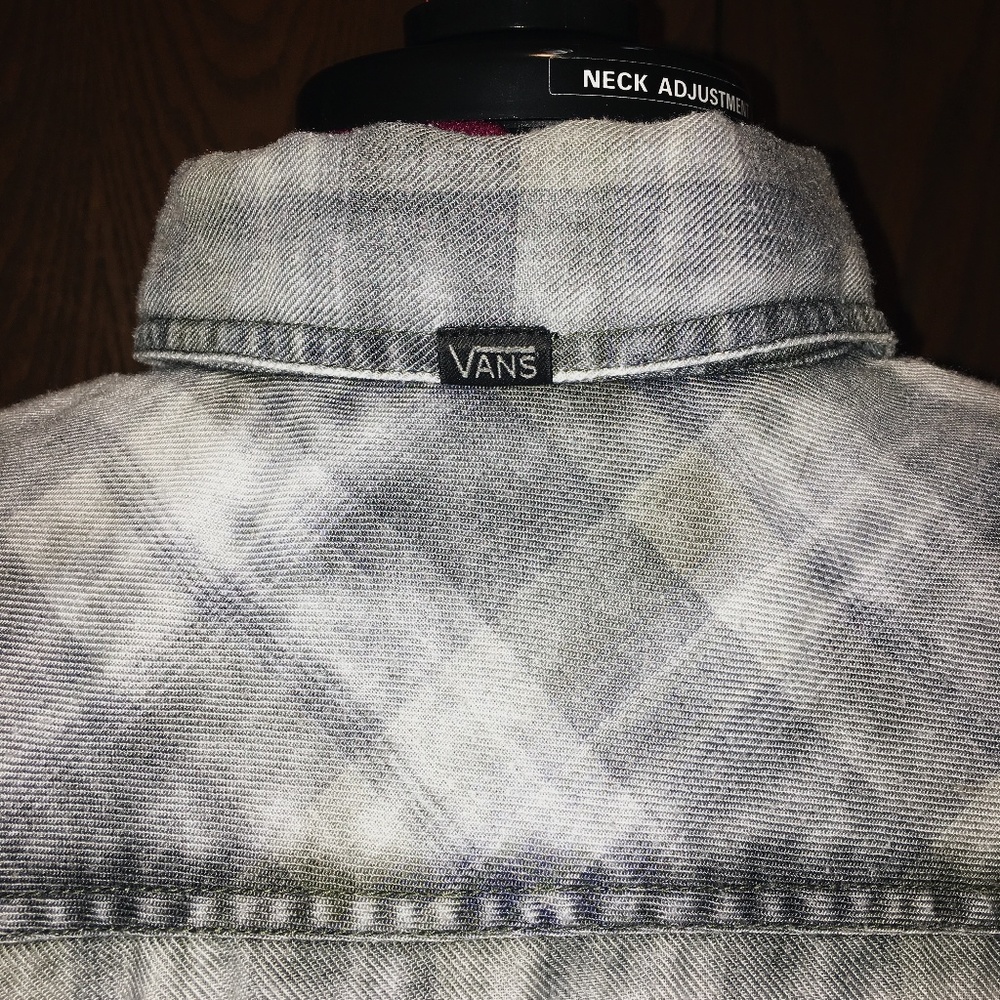 Plaid Vans Shirt - Picture 6 of 7